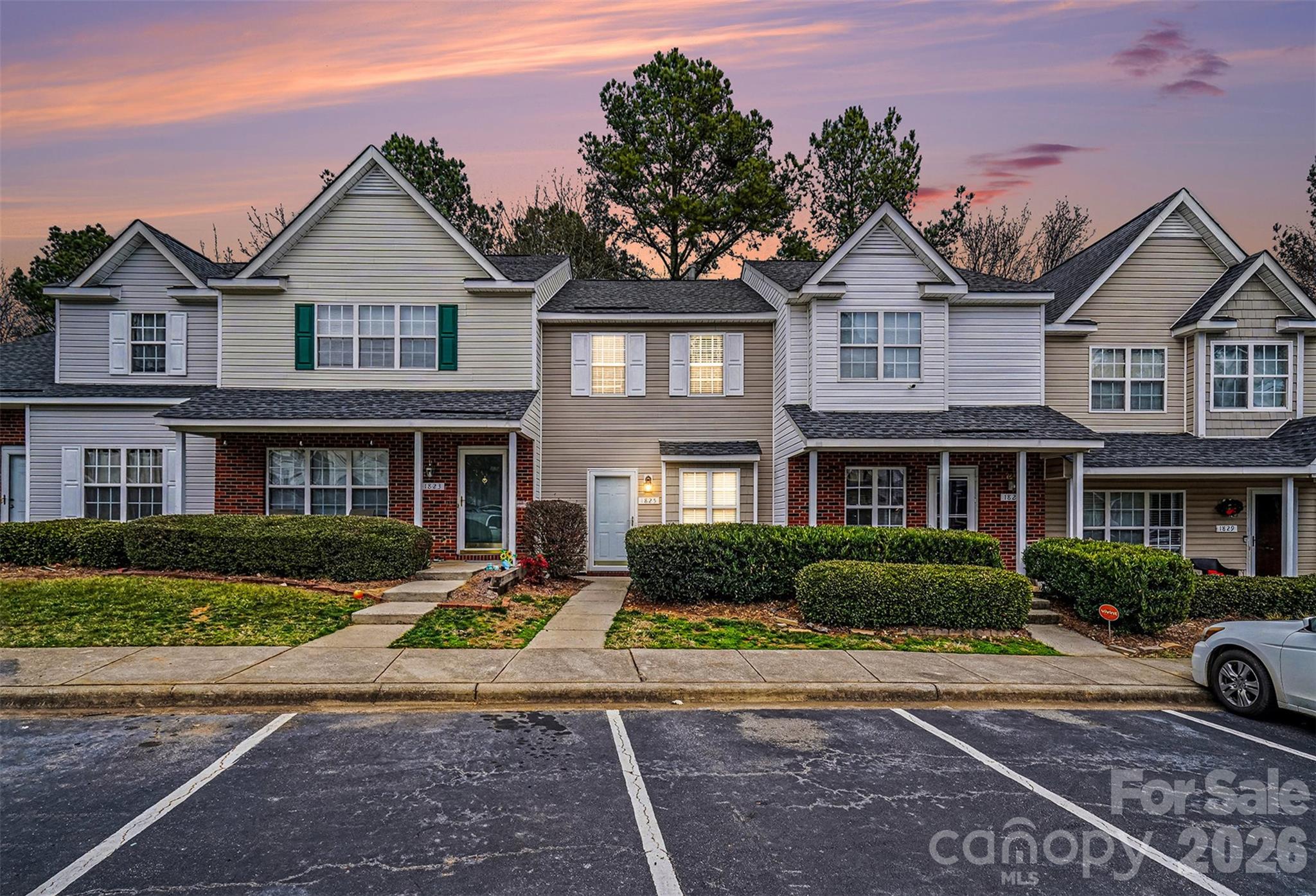 1825 Birch Heights Court Property Photo 14