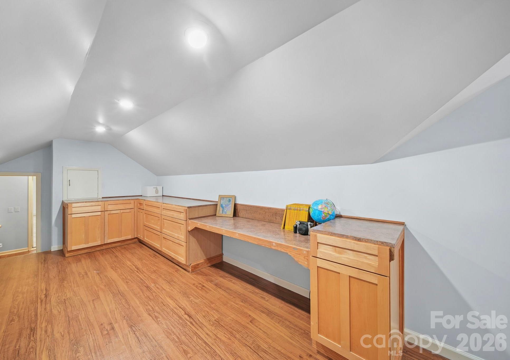 1004 Four Mile Loop Property Photo 21