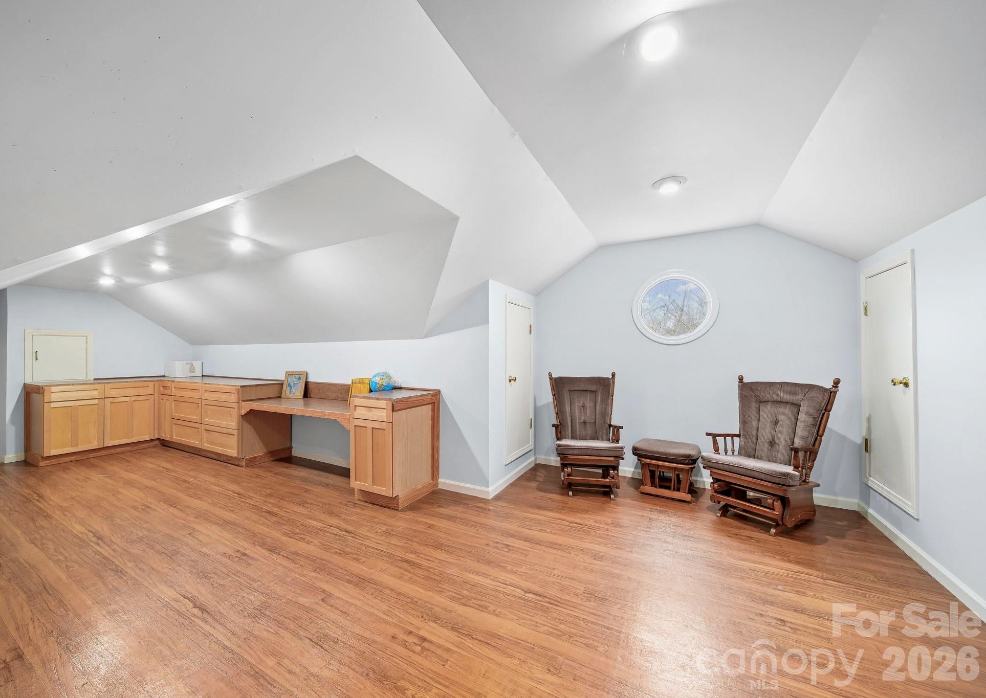 1004 Four Mile Loop Property Photo 22