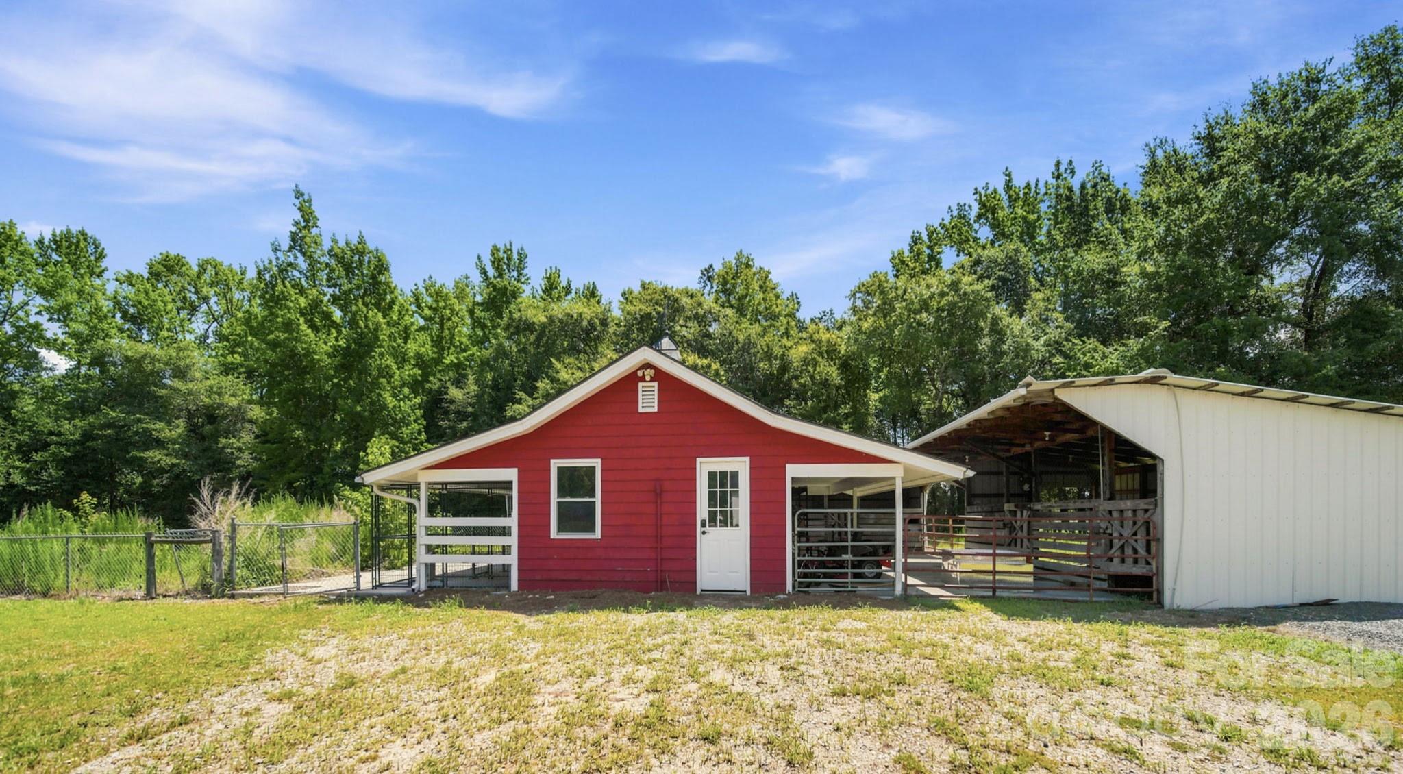 1004 Four Mile Loop Property Photo 29