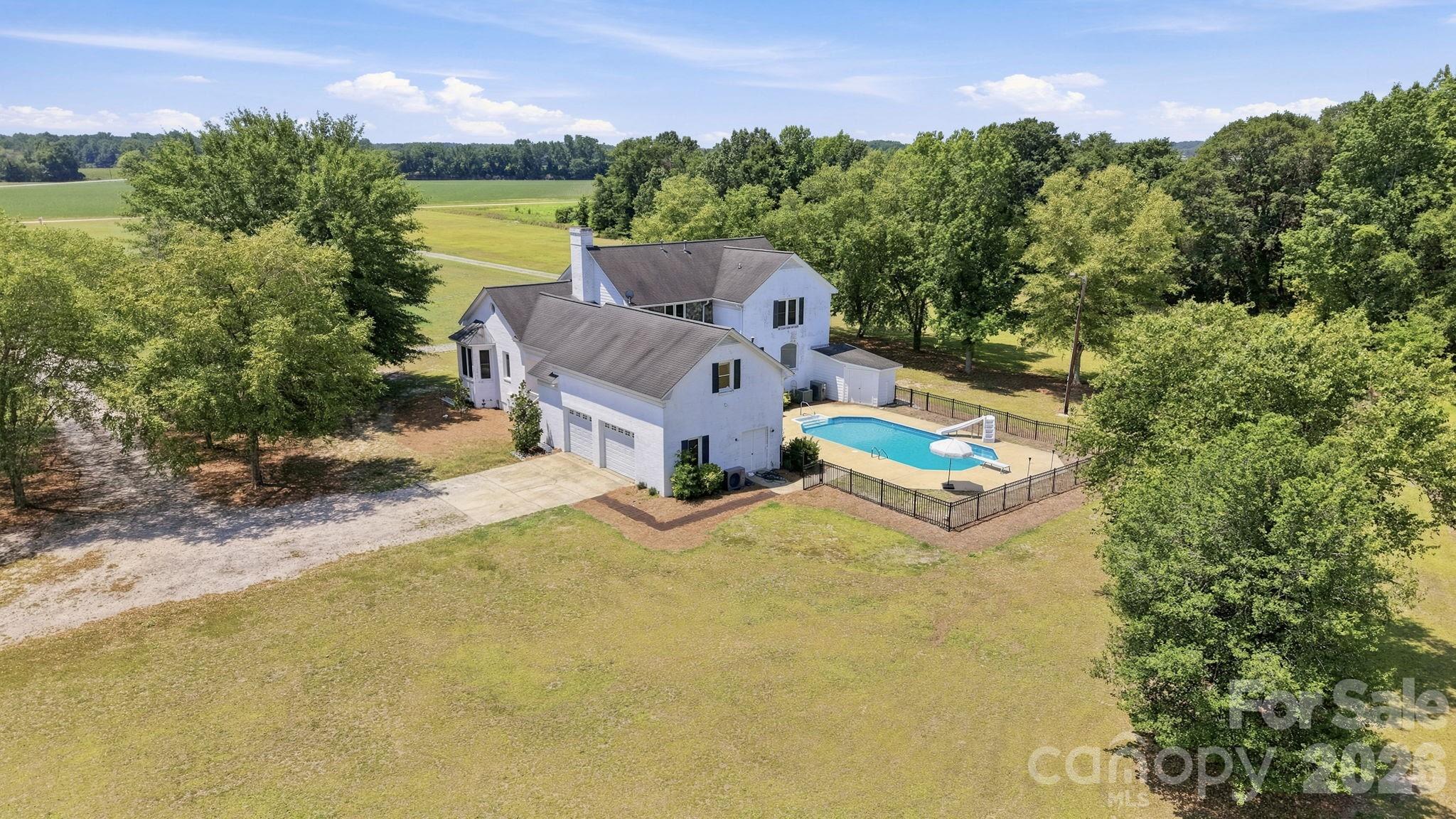 1004 Four Mile Loop Property Photo 36