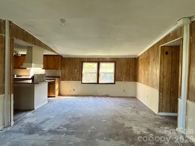 97 Oakland Drive Property Photo 3