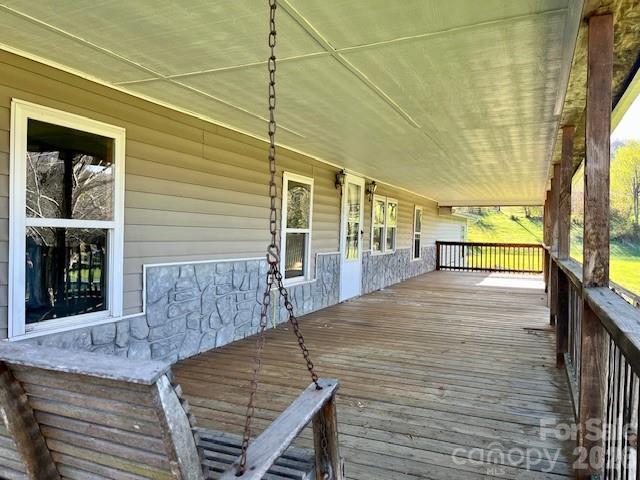 97 Oakland Drive Property Photo 18