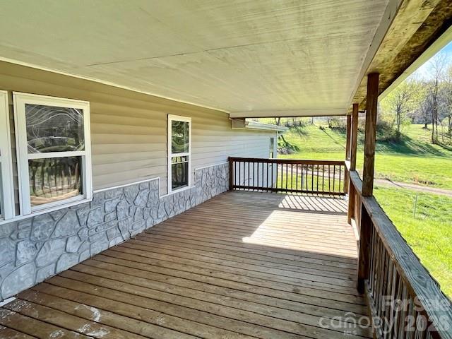 97 Oakland Drive Property Photo 20