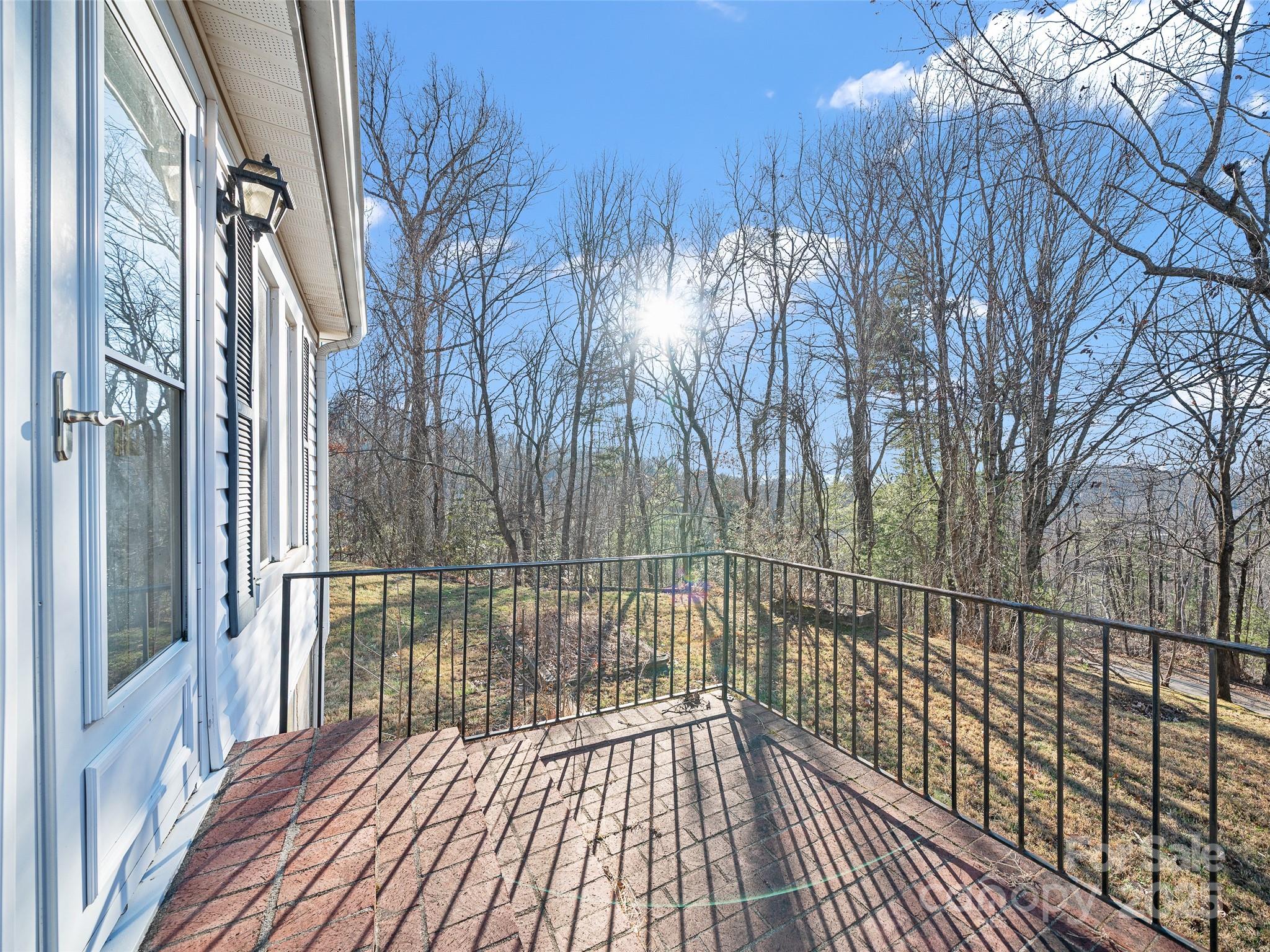 35 Smith Ridge Drive Property Photo 2
