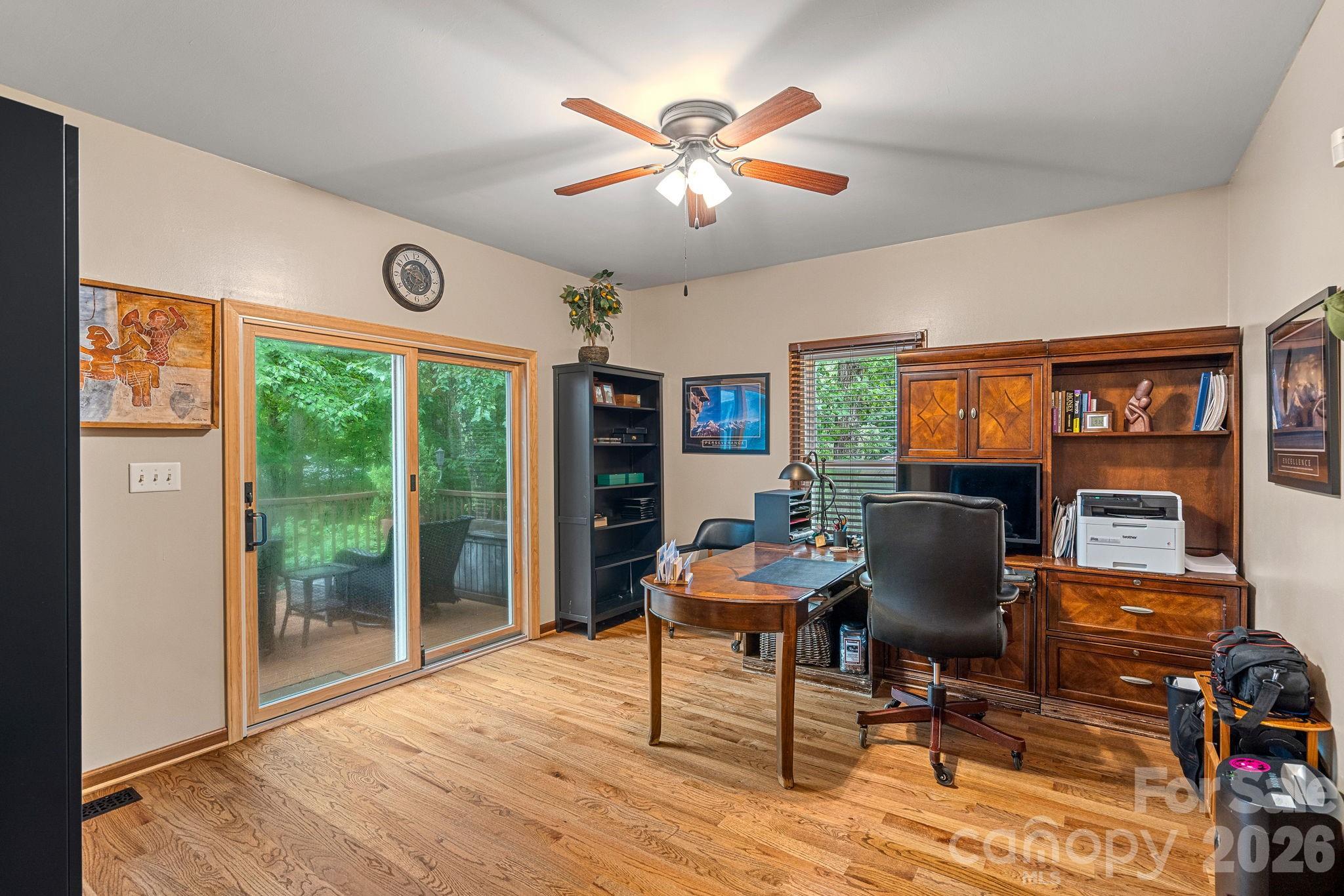172 Tawny Bark Drive Property Photo 17