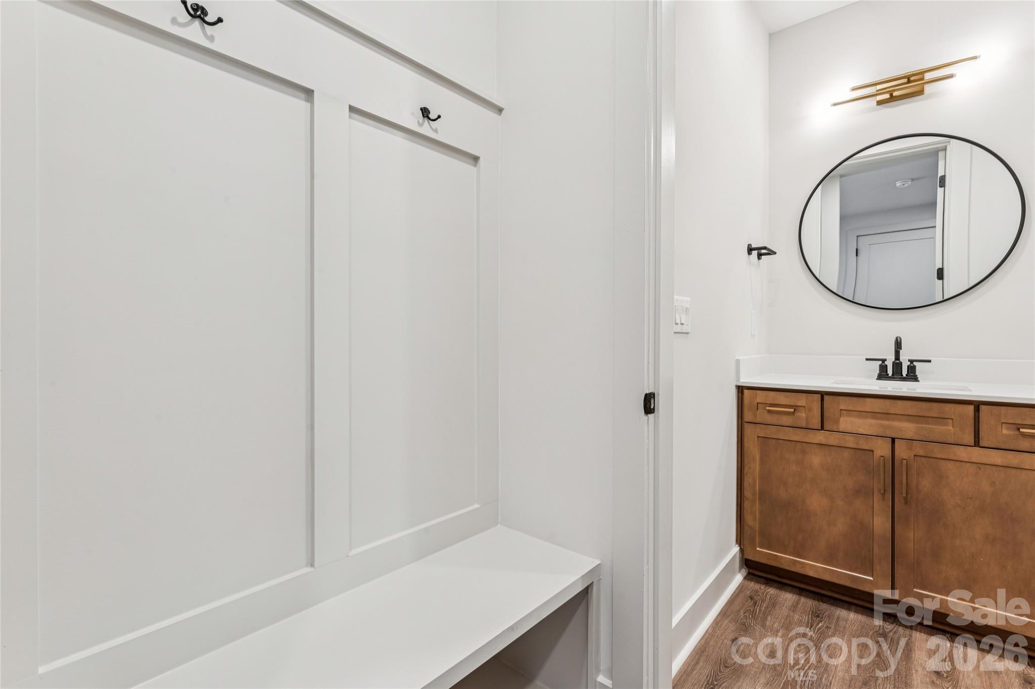 2412 Crestview Drive Property Photo 16