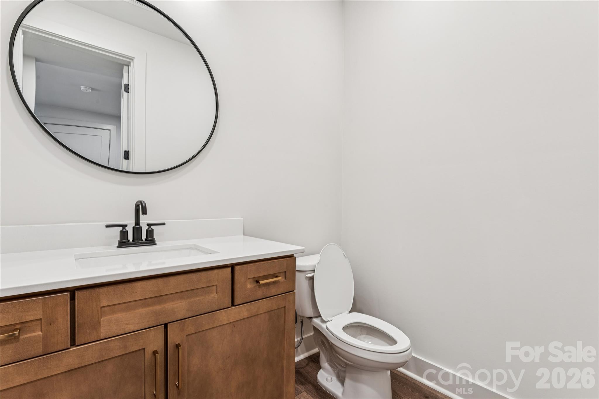 2412 Crestview Drive Property Photo 17