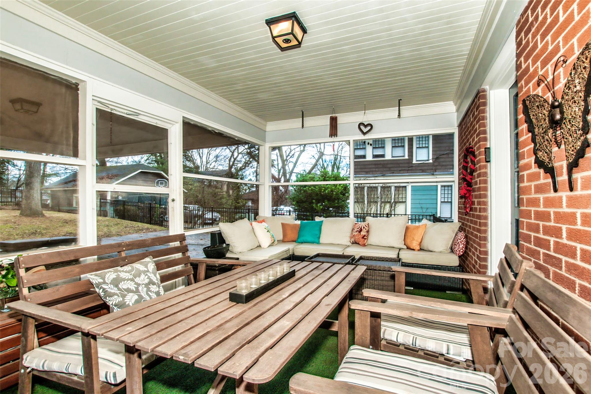 516 S Mulberry Street Property Photo 8