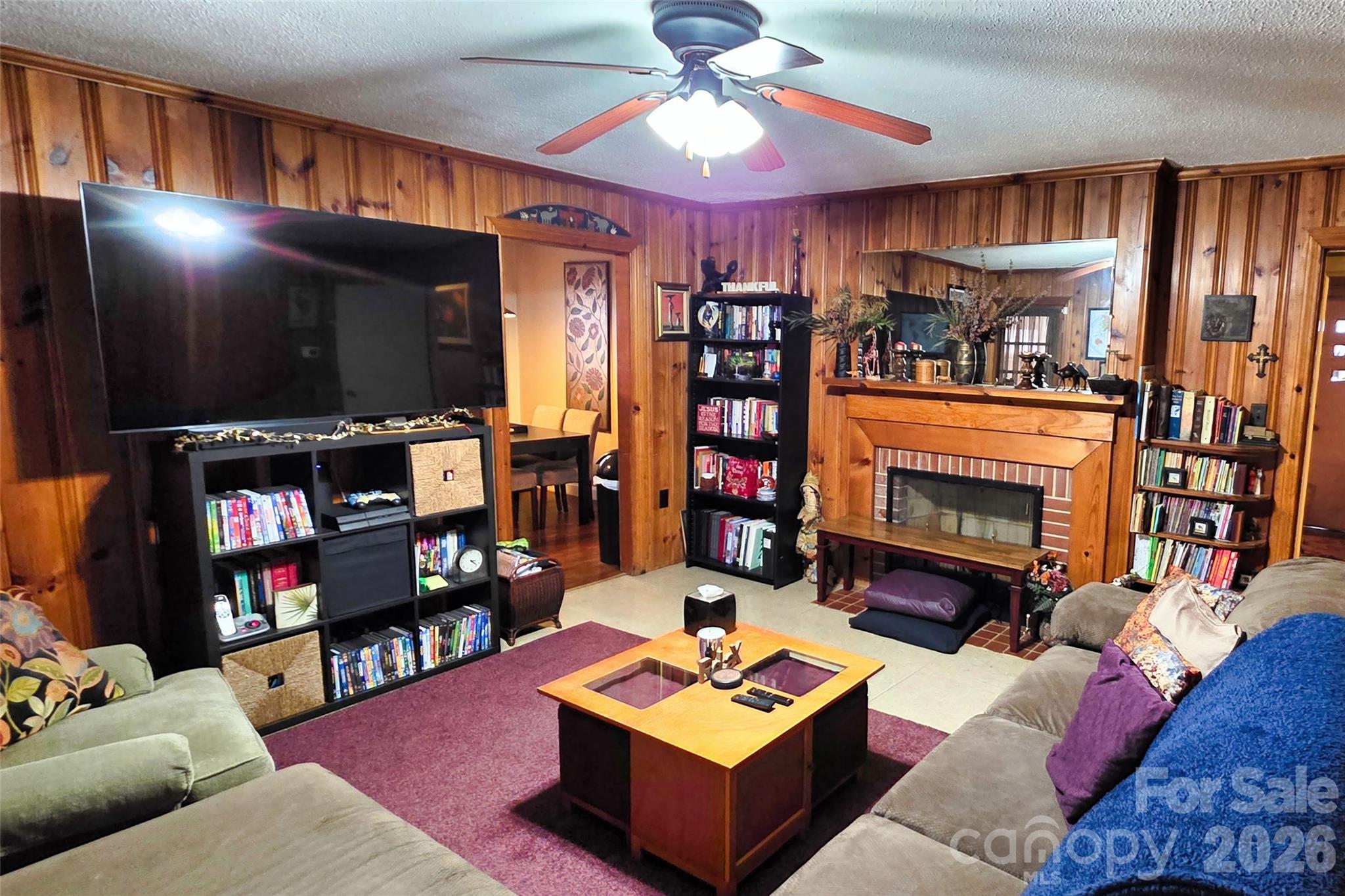 516 S Mulberry Street Property Photo 15