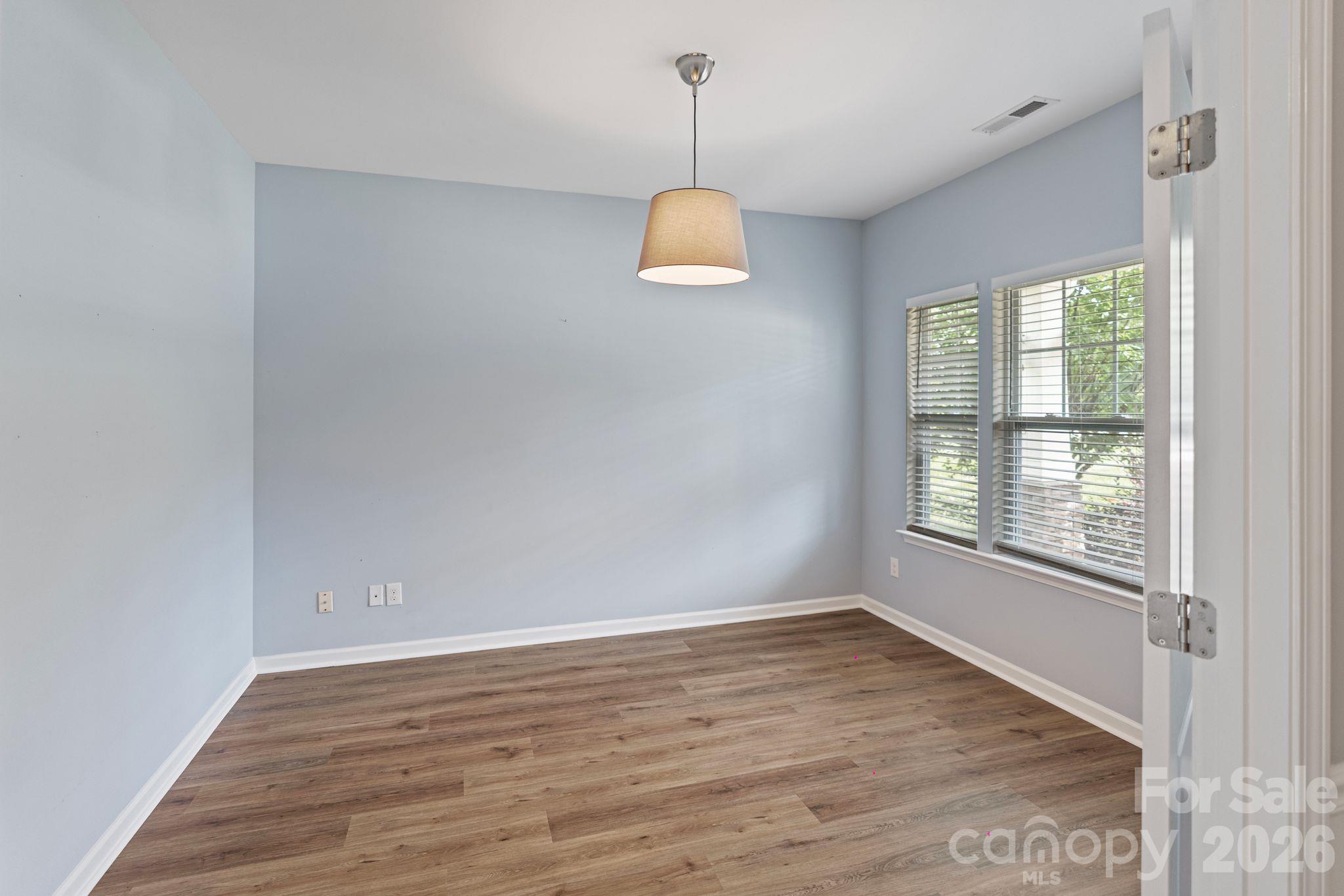 7129 Dove Field Lane Property Photo 7
