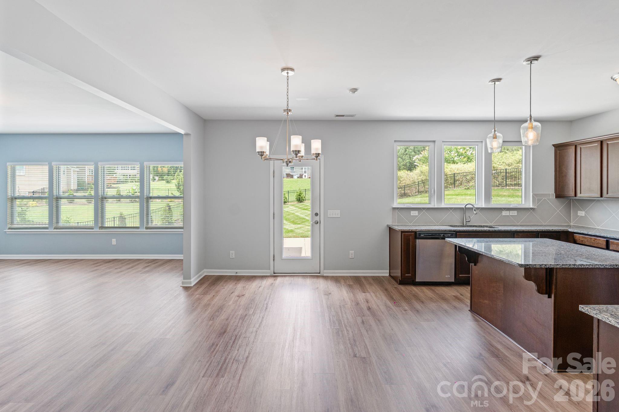 7129 Dove Field Lane Property Photo 14