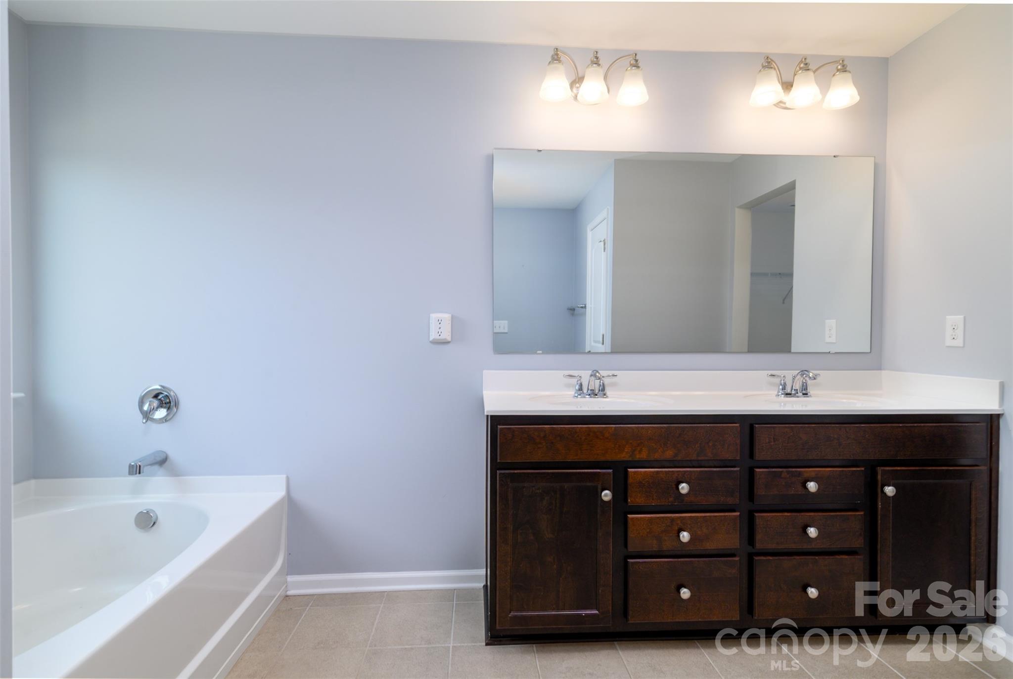 7129 Dove Field Lane Property Photo 20