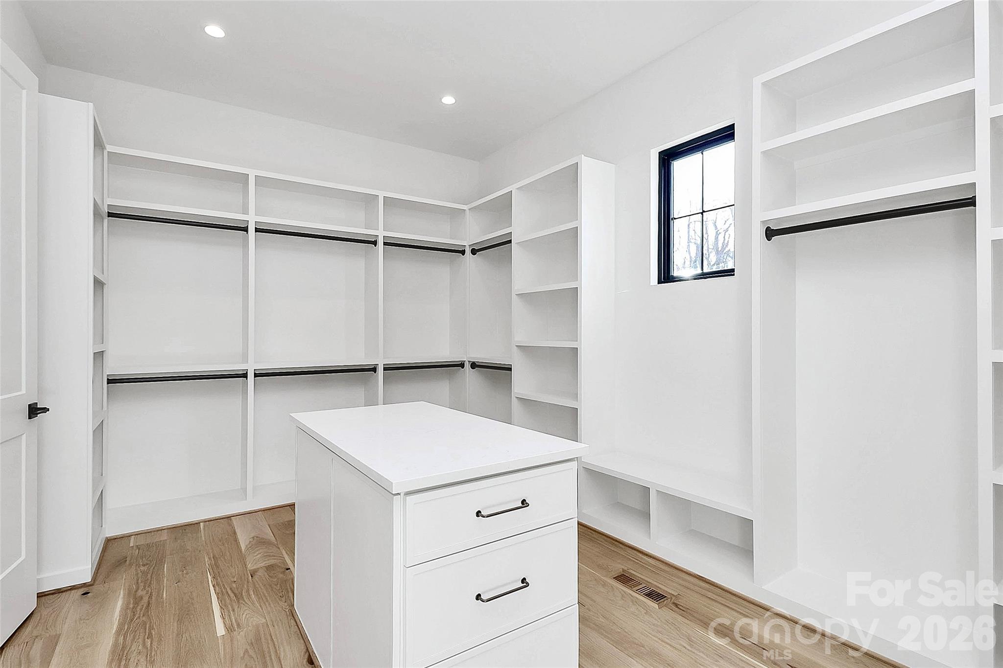 1505 Grace Street Property Photo 32