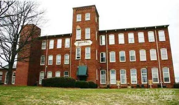 1 Buffalo Avenue 211 Property Photo 1