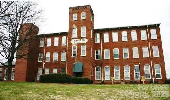 1 Buffalo Avenue 211 Property Photo 1