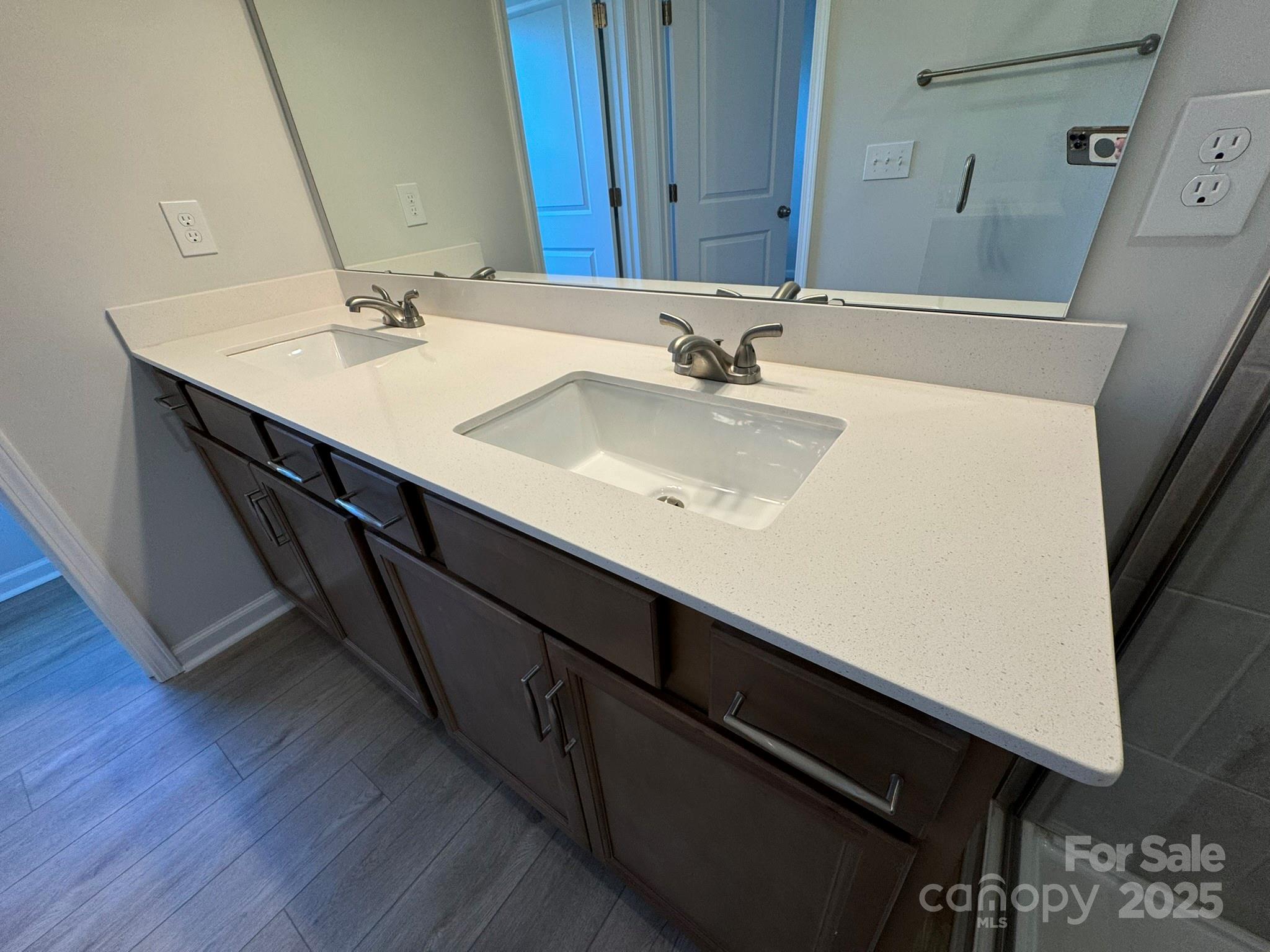 7013 Alpharetta Street 22 Property Photo 27