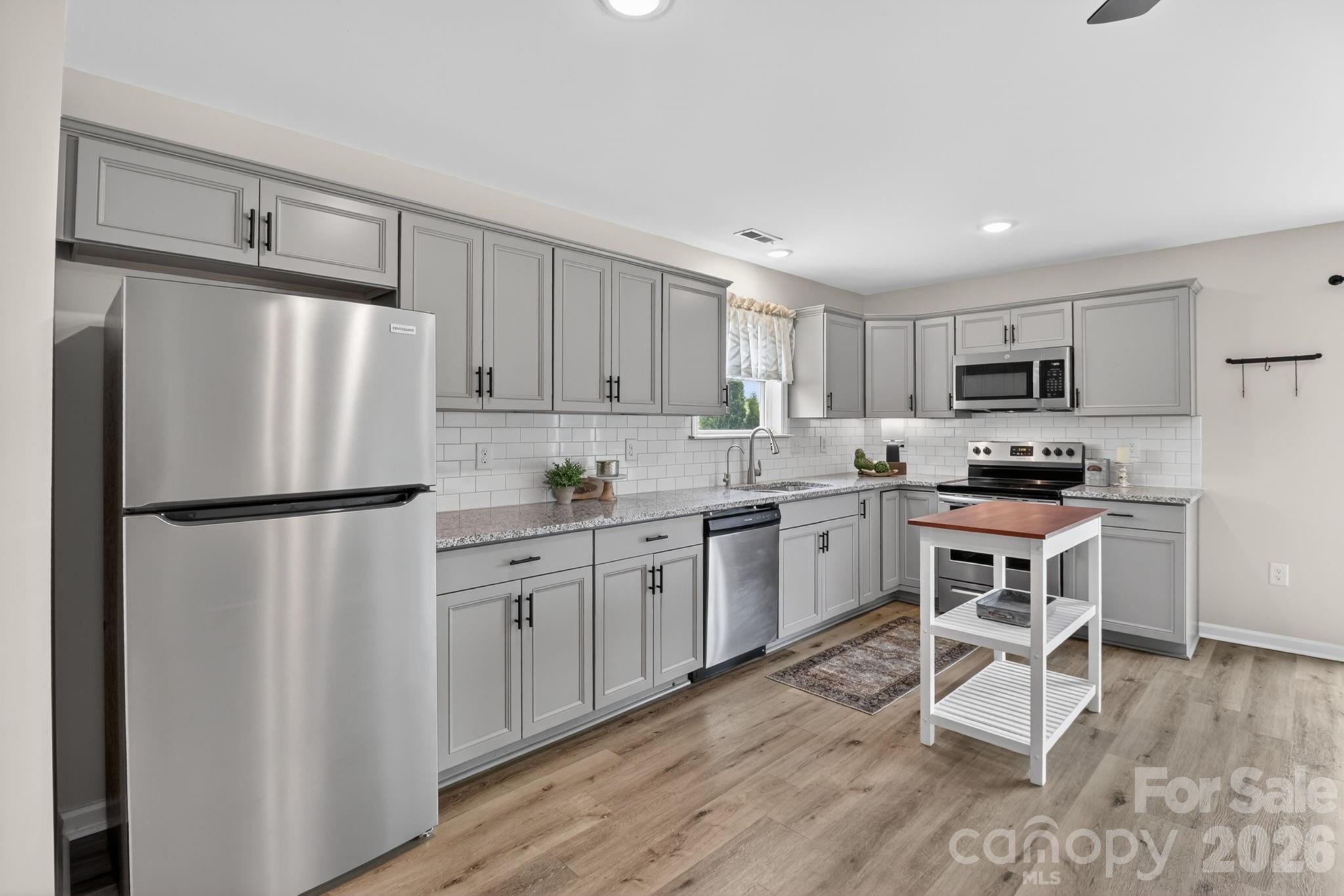 6109 Bunn Simpson Road Property Photo 5