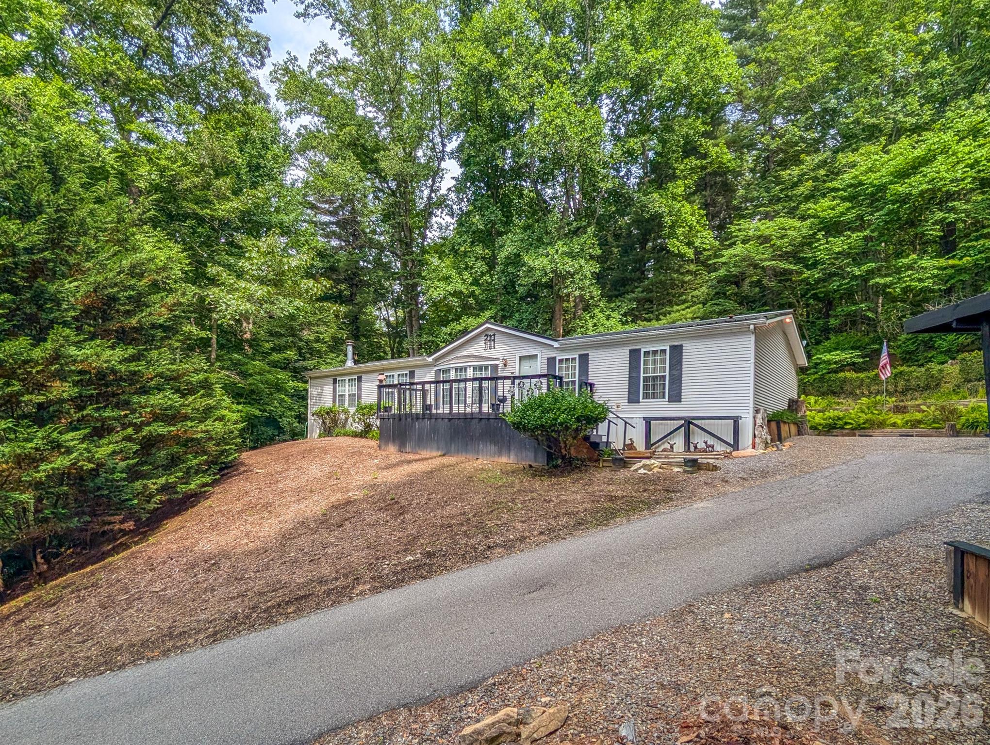 1372 Lickskillet Road Property Photo 1