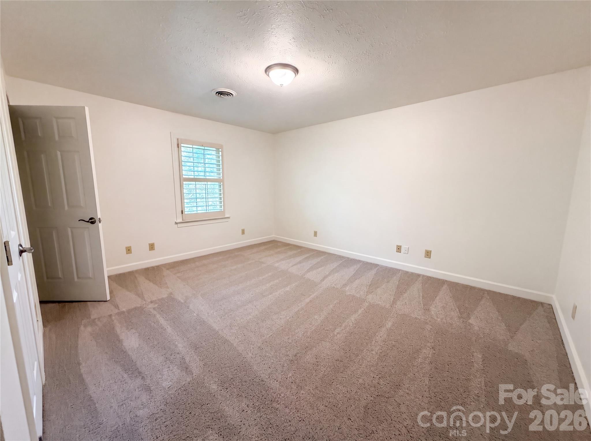 1750 Trellis Drive Property Photo 8