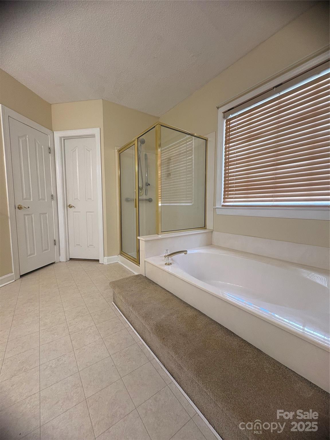 5828 Swanston Drive Property Photo 7