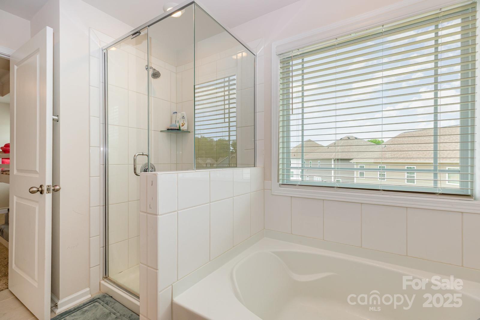 9727 White Chapel Drive Property Photo 25