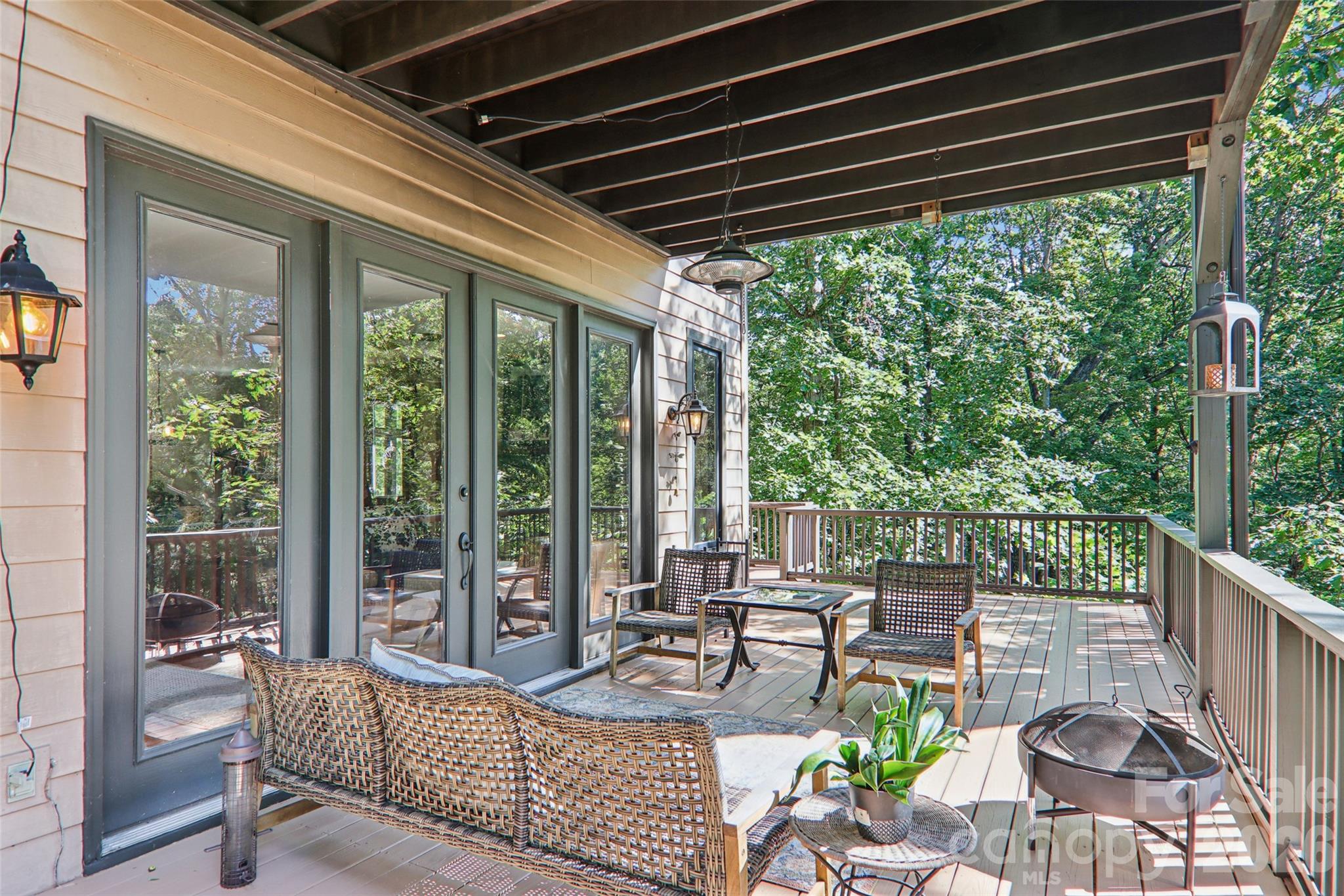 184 Deep Woods Lane Property Photo 15