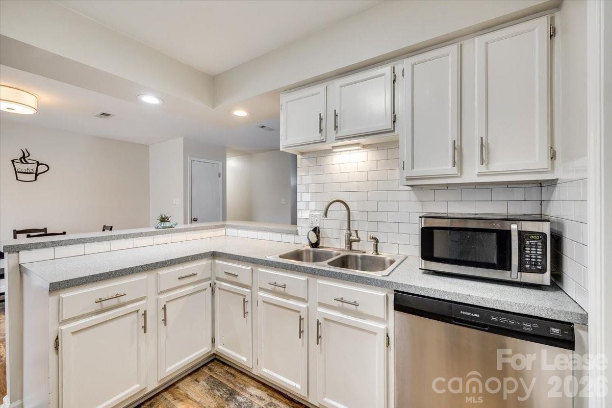 10932 Copperfield Drive Property Photo 12