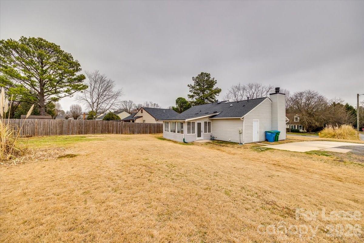 10932 Copperfield Drive Property Photo 27