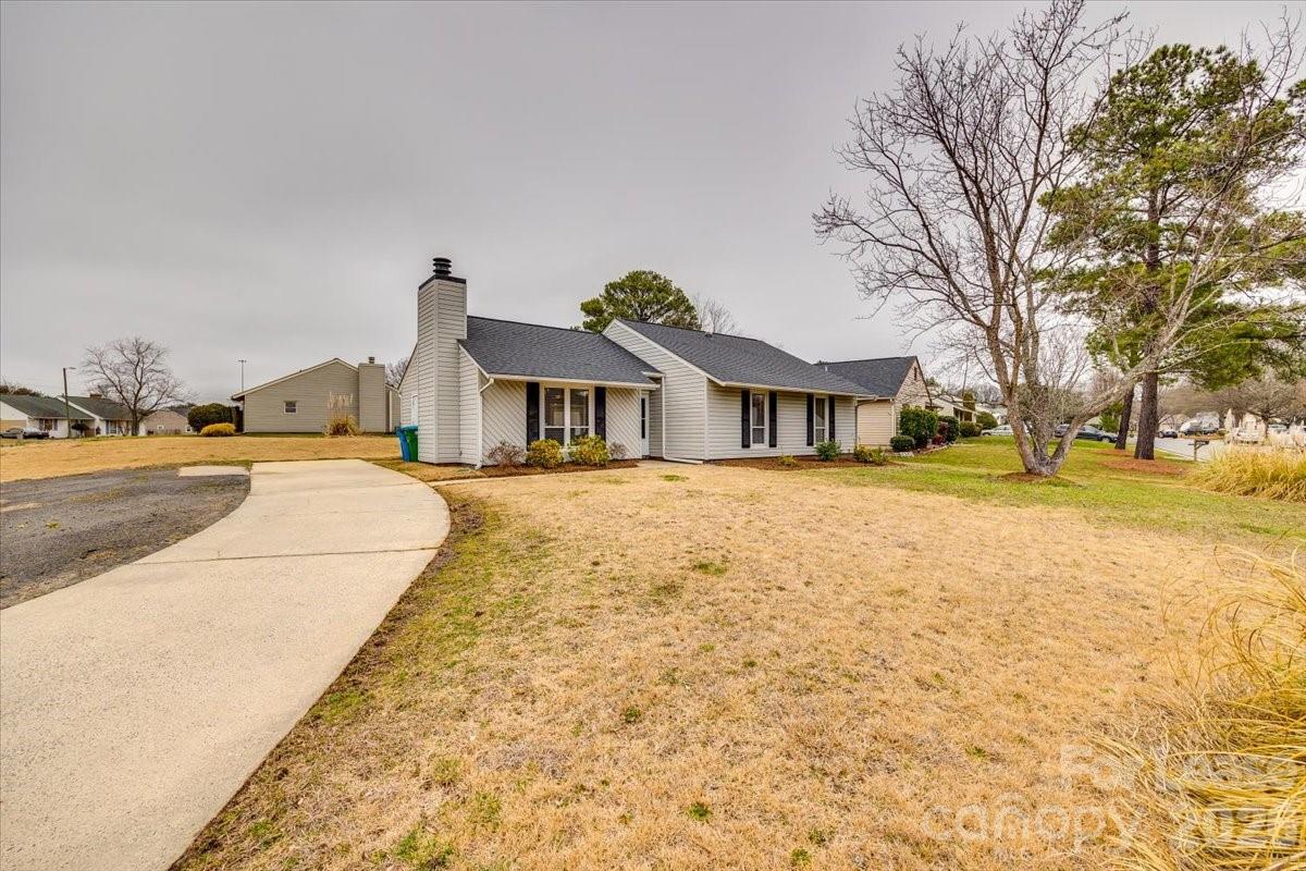 10932 Copperfield Drive Property Photo 29