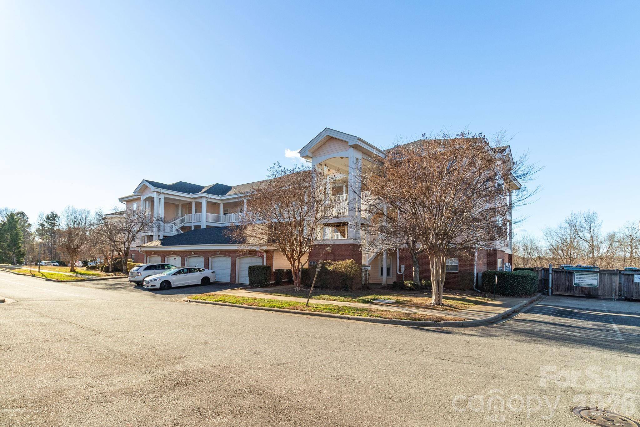 9047 Meadow Vista Road 104 Property Photo 18