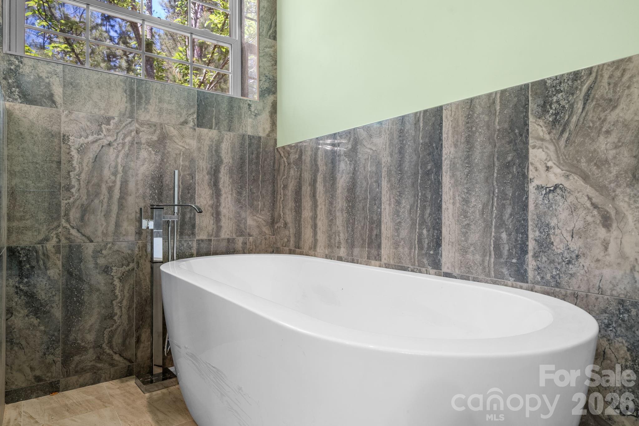 133 Greens Road Property Photo 25