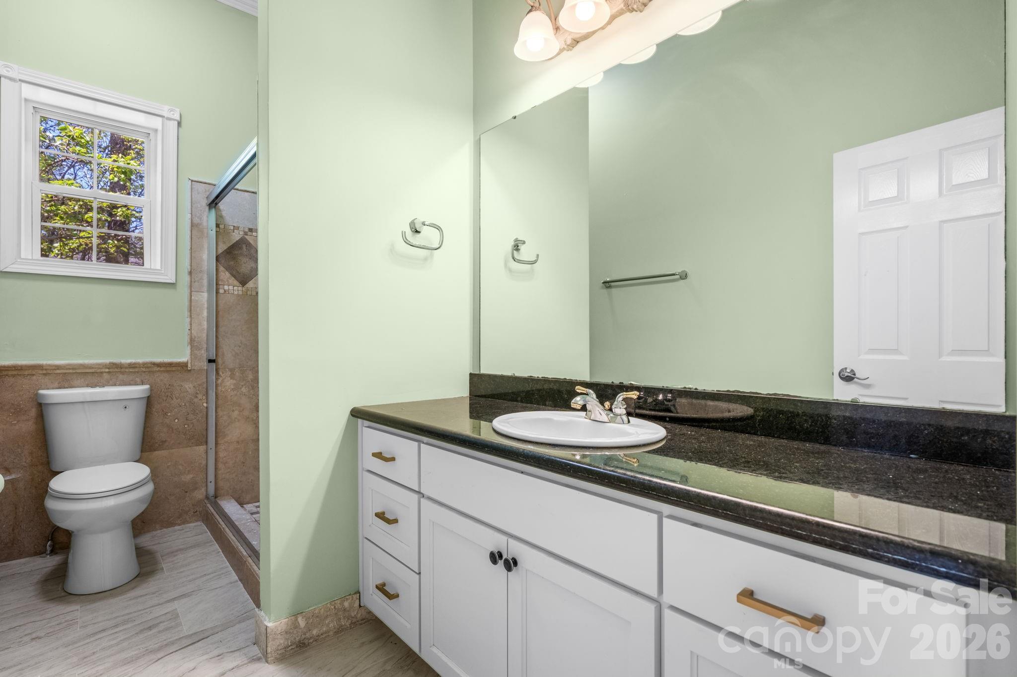 133 Greens Road Property Photo 37