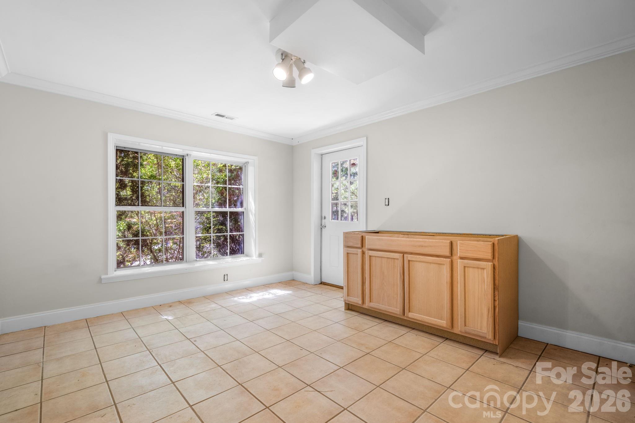 133 Greens Road Property Photo 40