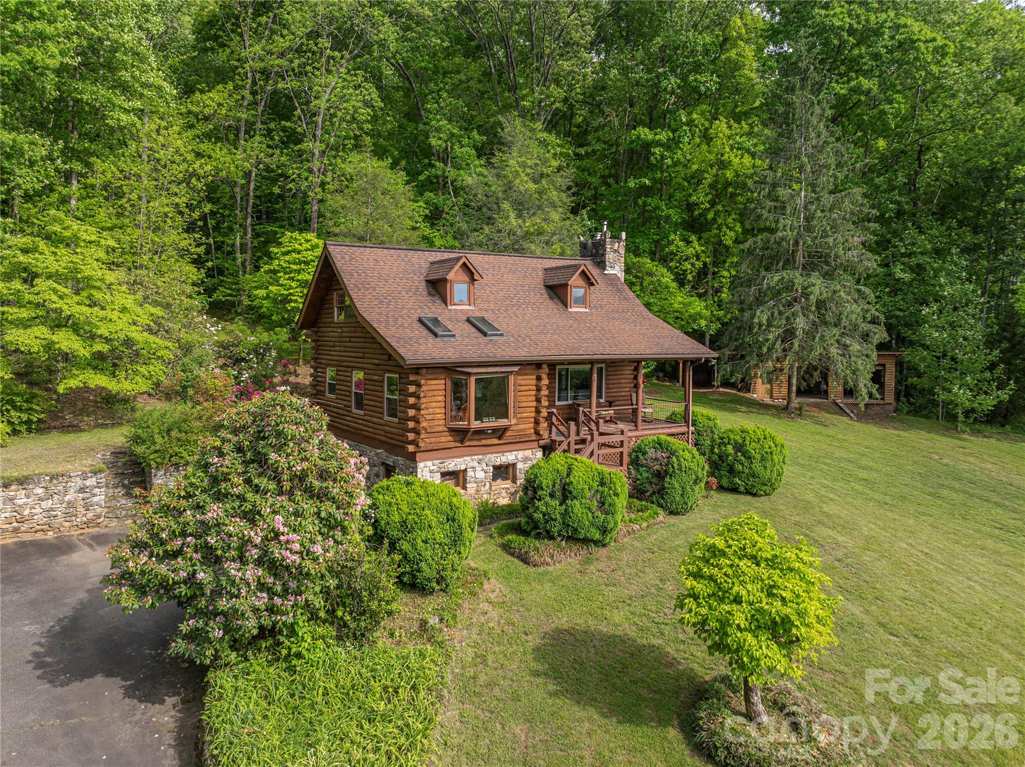 393 Carver Mountain Valley Property Photo 2