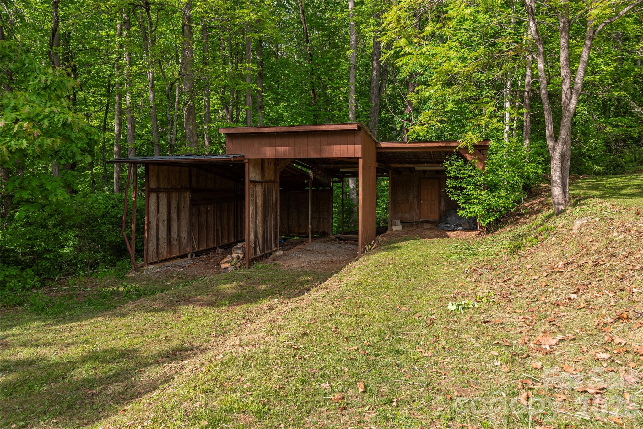 393 Carver Mountain Valley Property Photo 33
