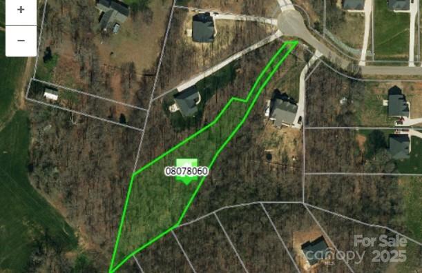 2010 Parrothead Drive Property Photo 2
