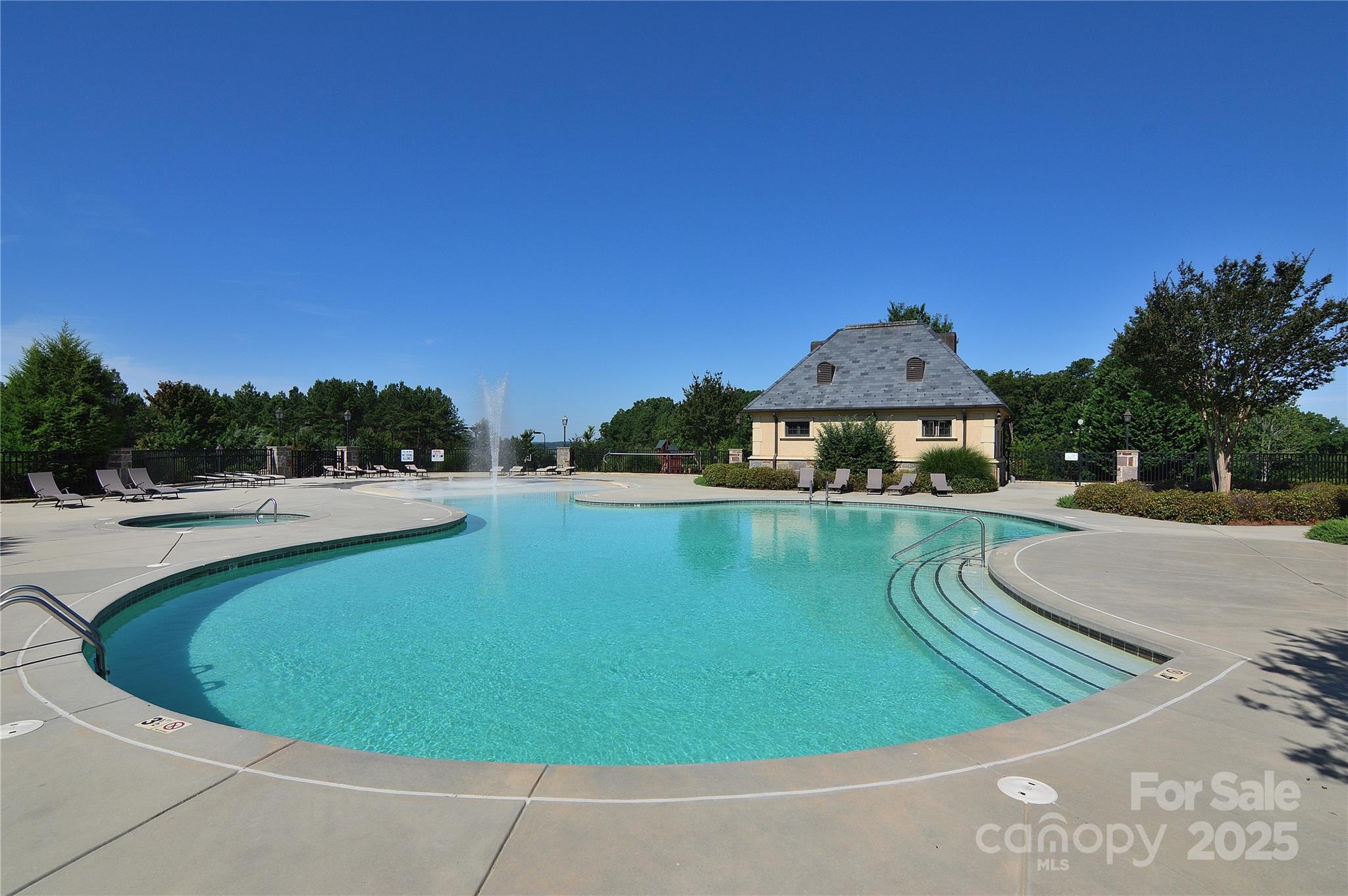 5040 Hermitage Court 210 Property Photo 34