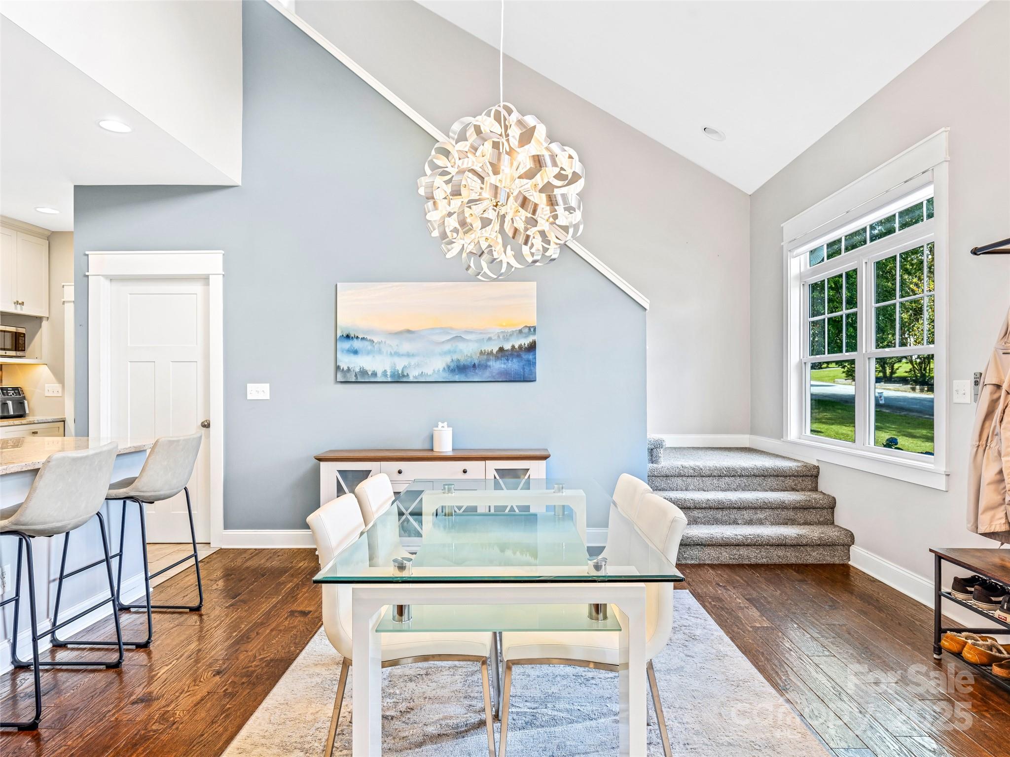 10 Warbler Drive Property Photo 8