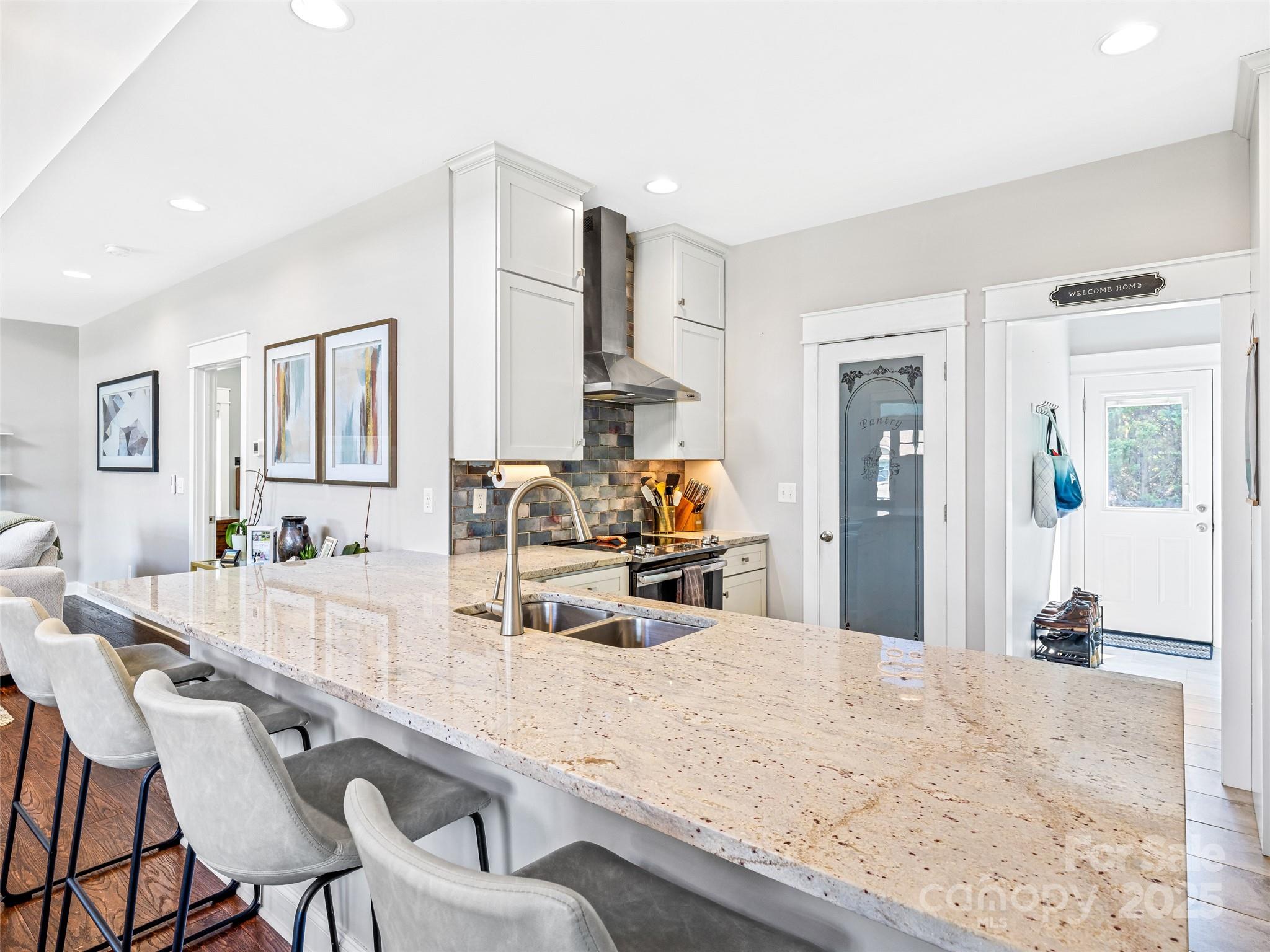 10 Warbler Drive Property Photo 14