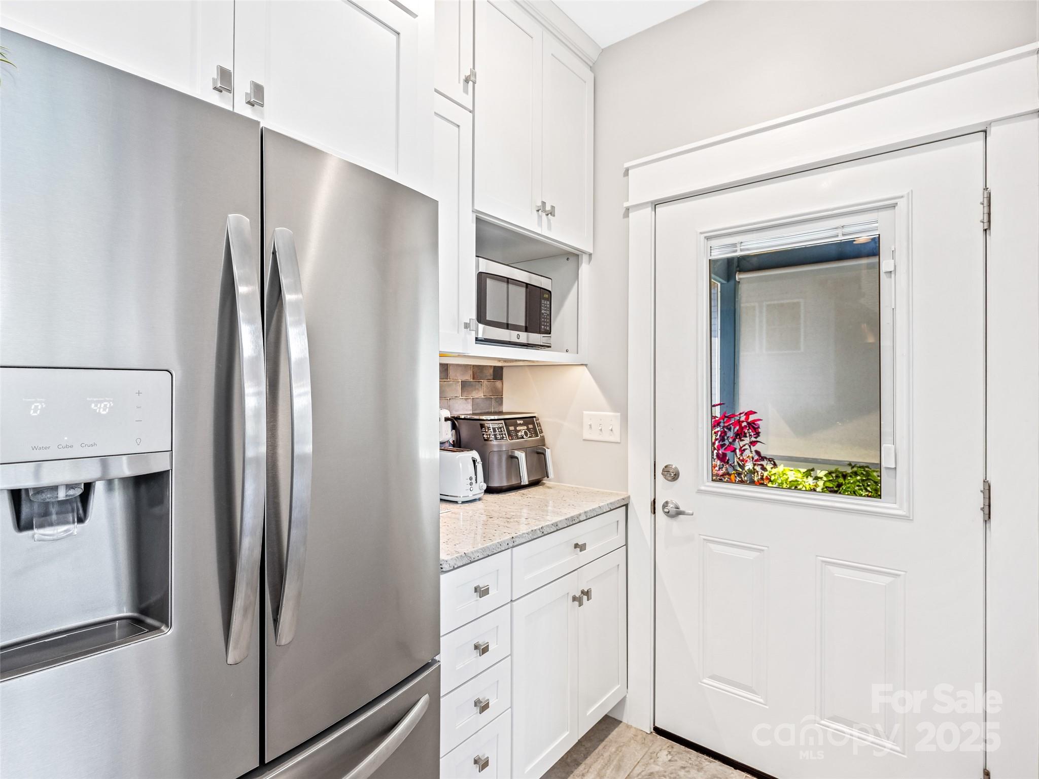 10 Warbler Drive Property Photo 19