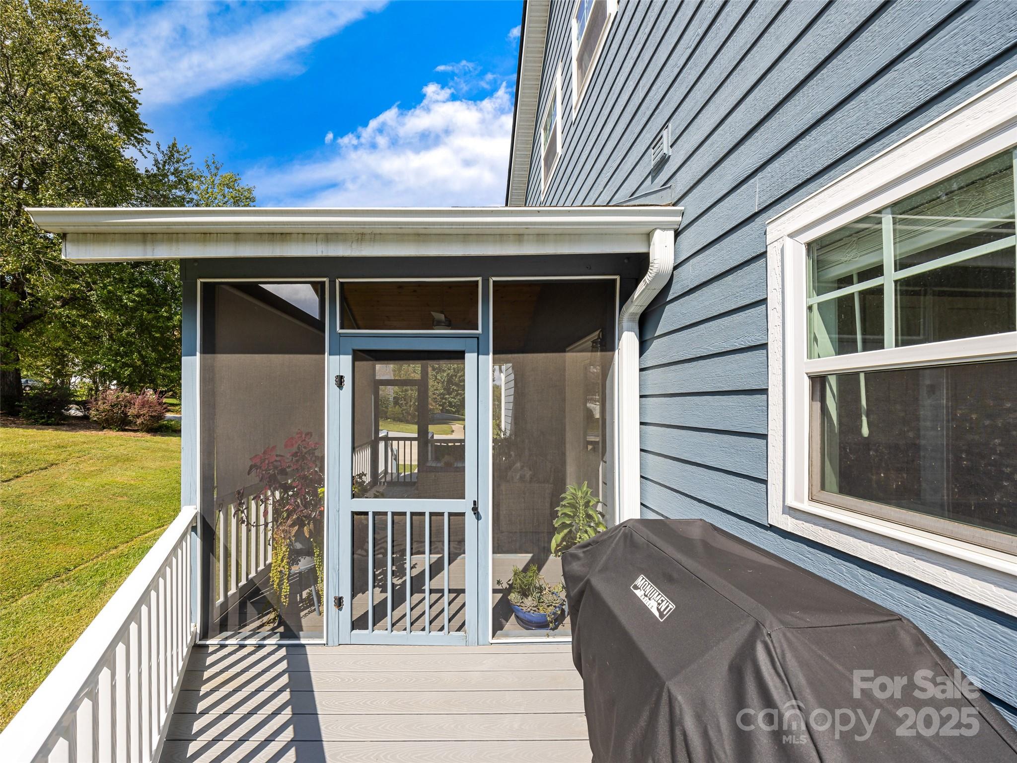 10 Warbler Drive Property Photo 22