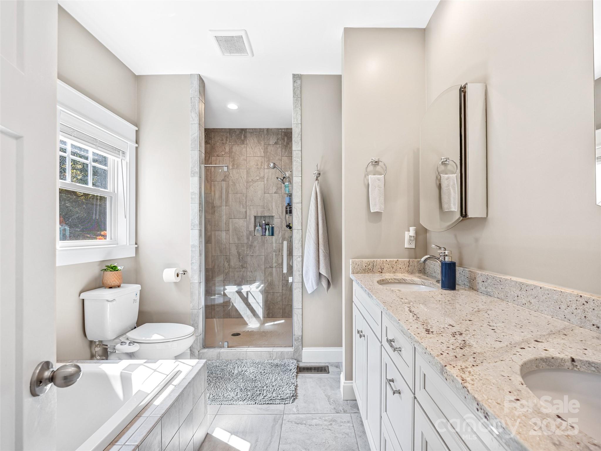 10 Warbler Drive Property Photo 27