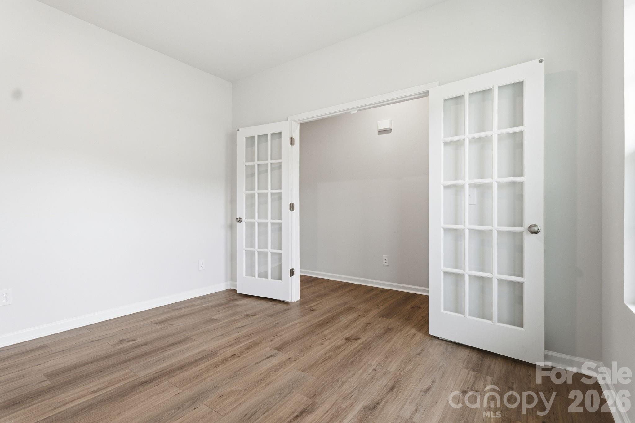 1641 Piper Creek Avenue 13 Property Photo 5