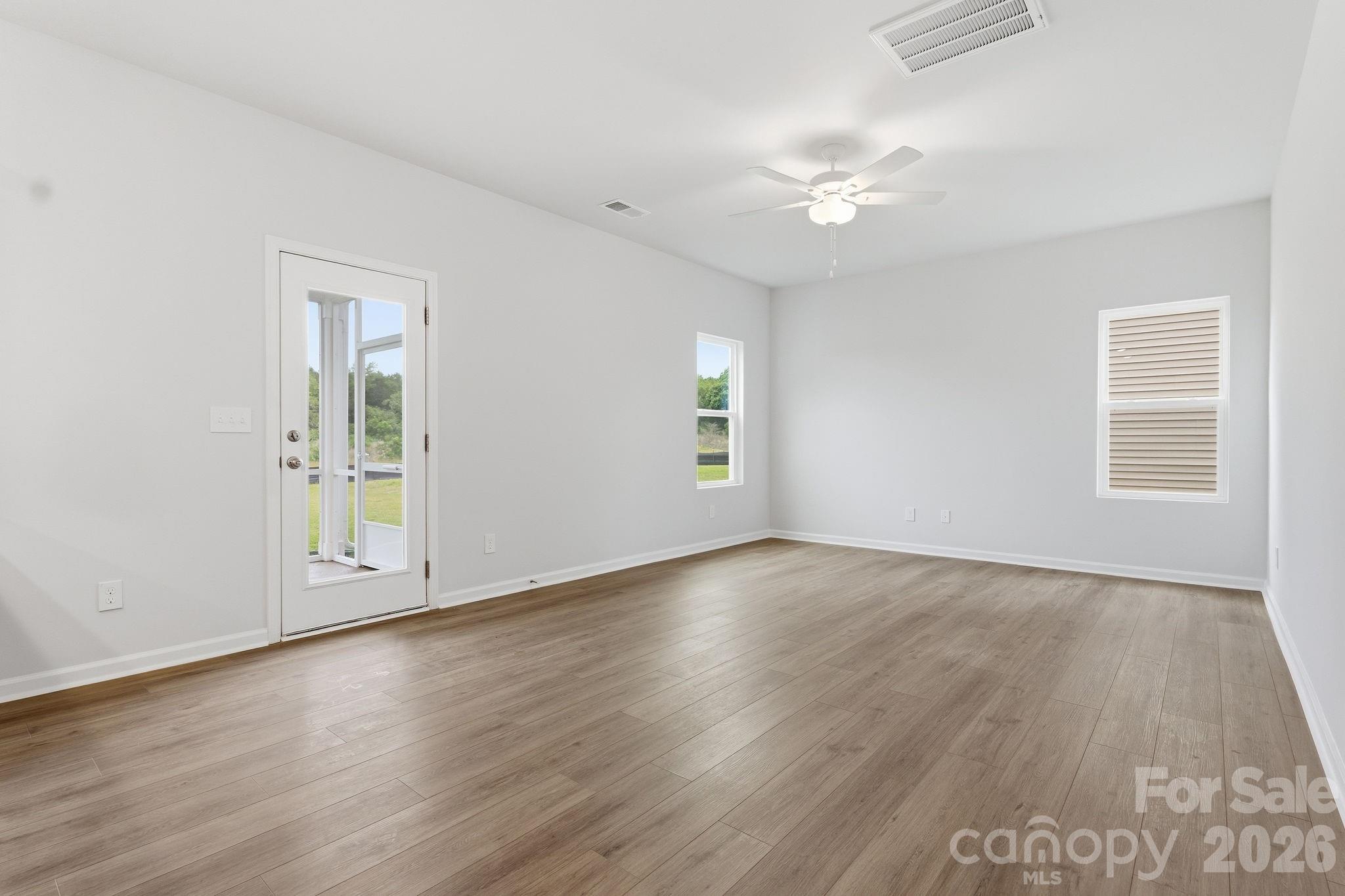 1641 Piper Creek Avenue 13 Property Photo 6