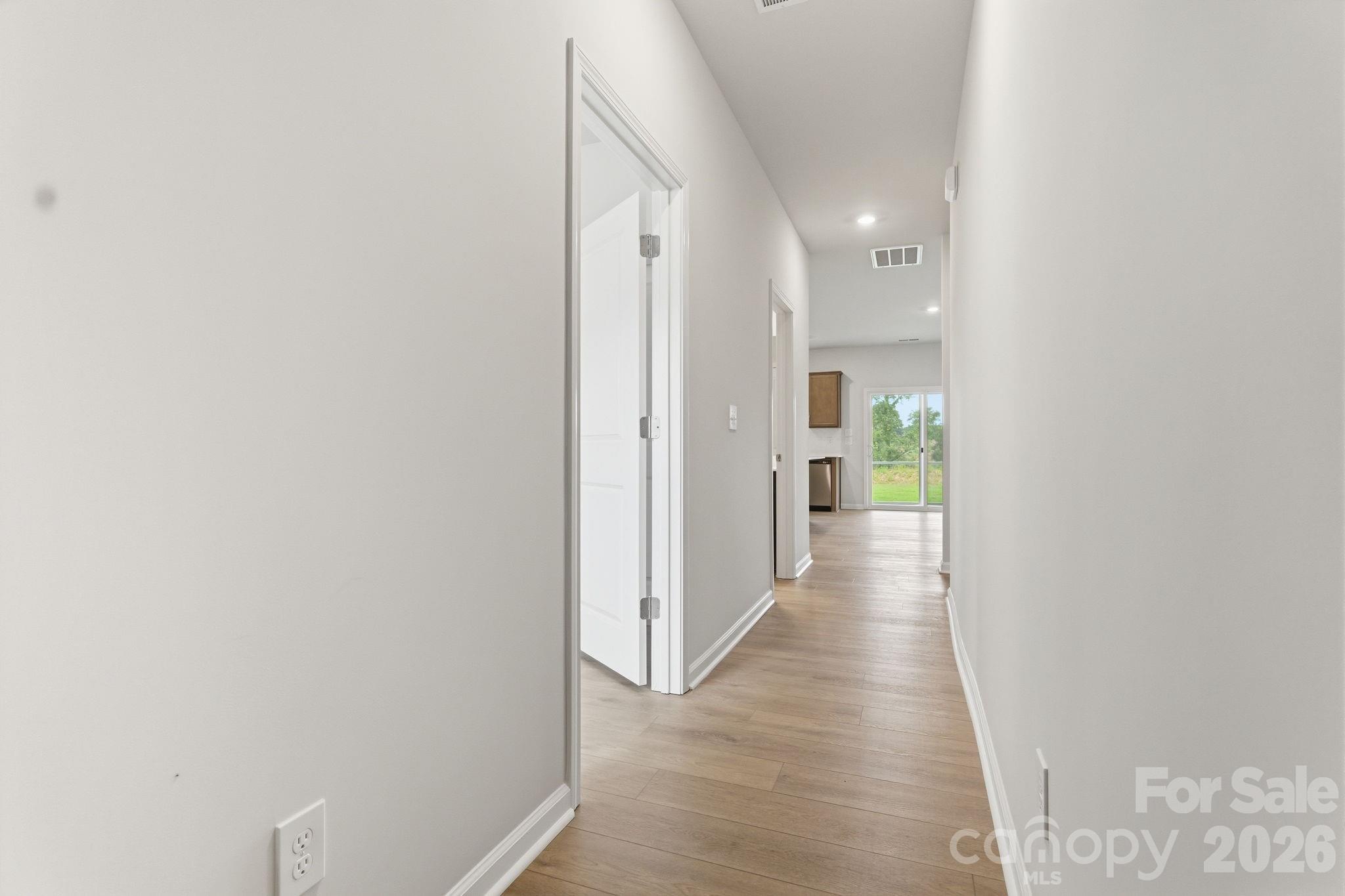 1657 Piper Creek Avenue 14 Property Photo 3