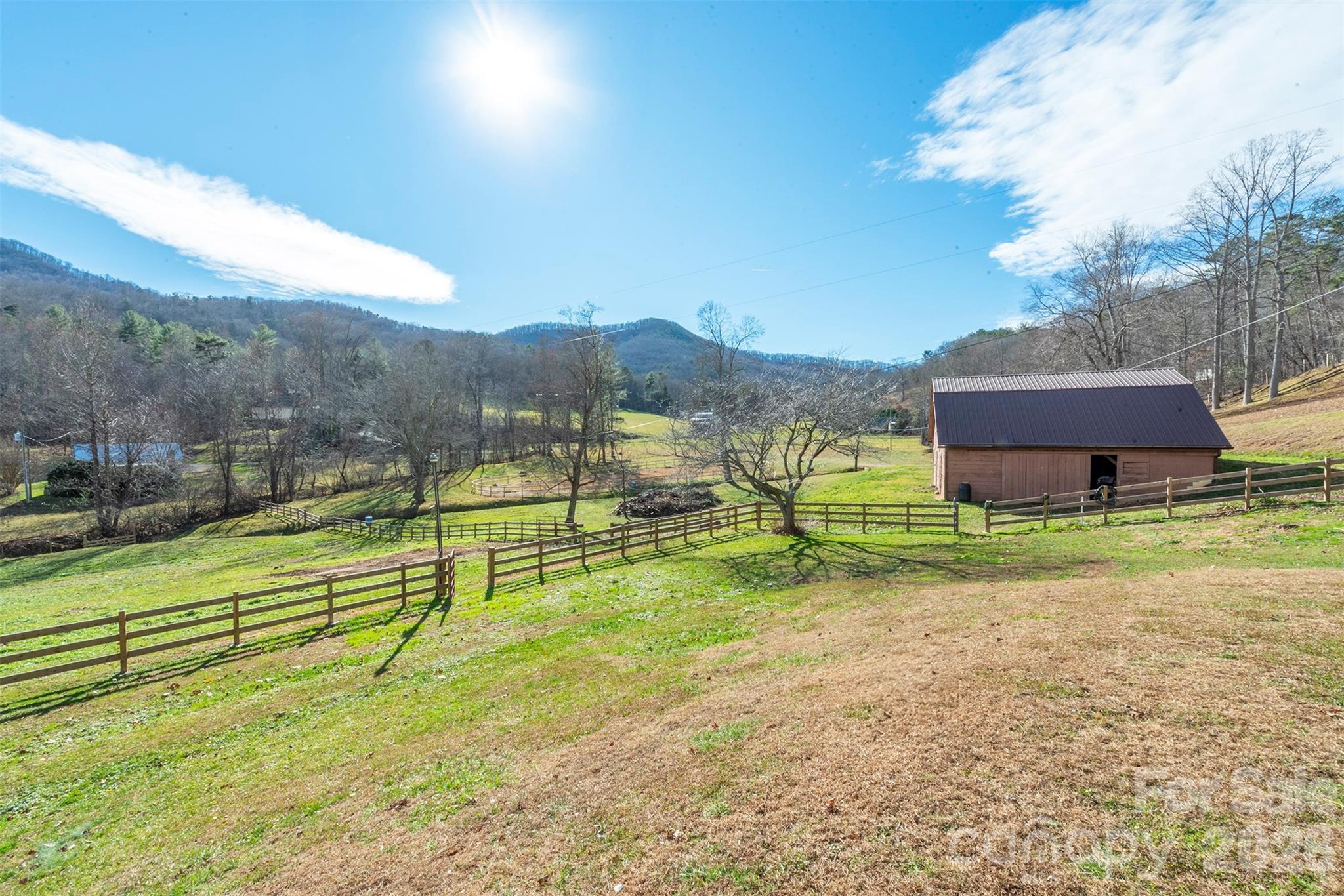 366 Dix Creek #2 Road Property Photo 5