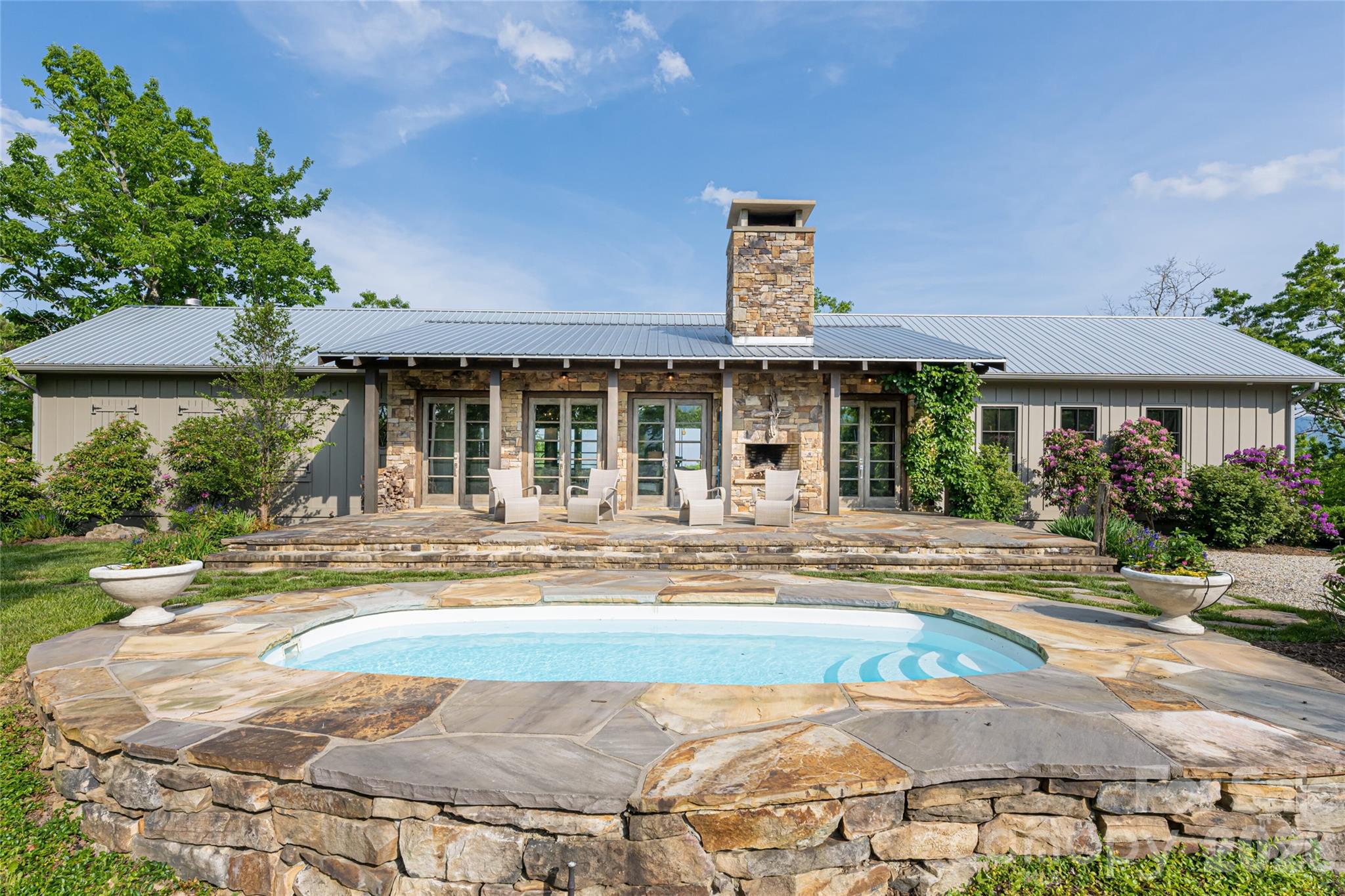 532 Tsali Crossing 26 Property Photo 4