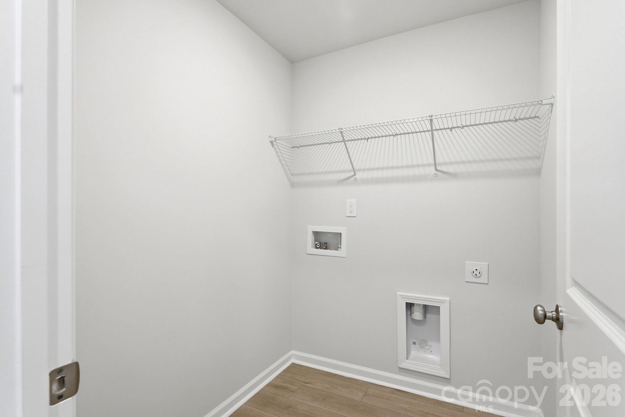 940 Leyna Court 17 Property Photo 21