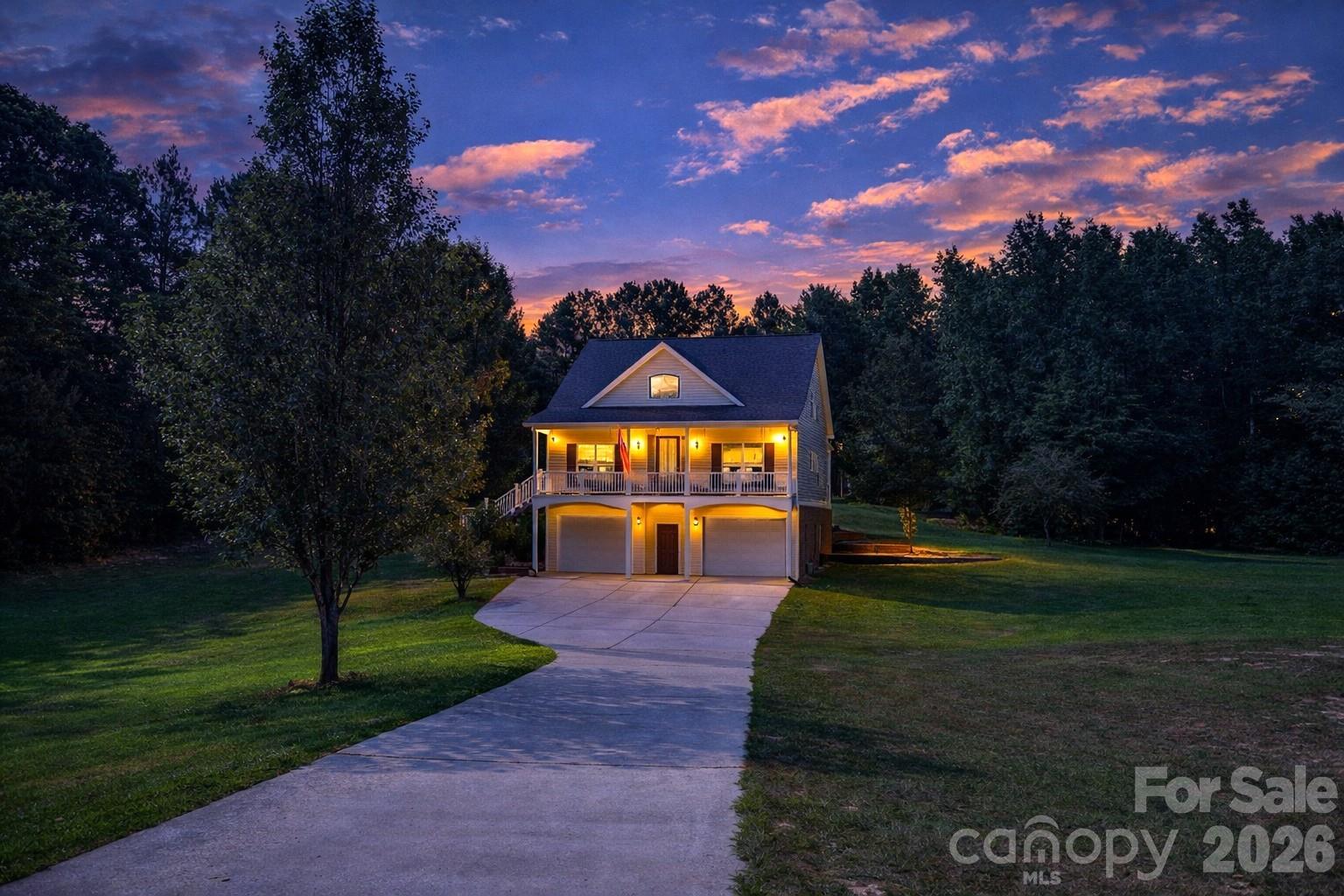 556 Peaceful Creek Drive Property Photo 1